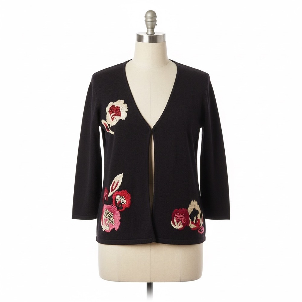 Nouveaux Cardigan Floral Embroidered Sweater Black Womens‎ Medium Grandmacore
